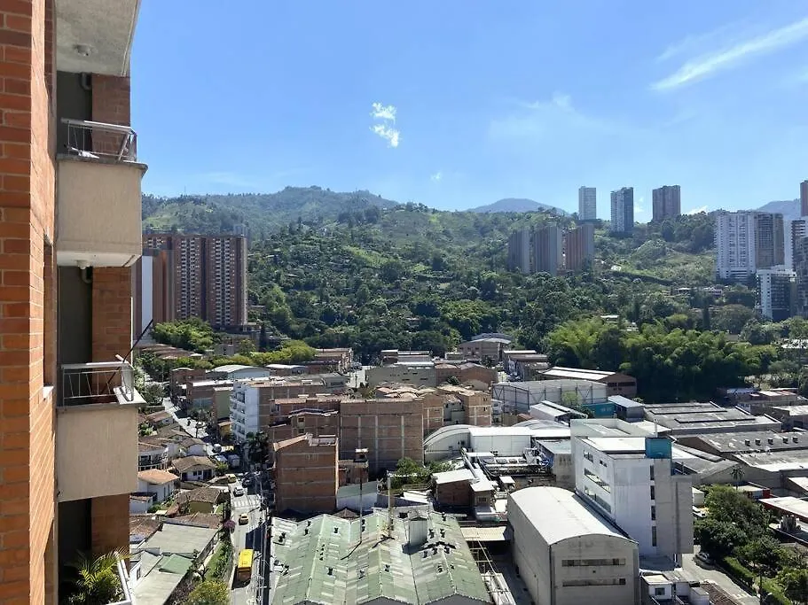 Central Family Home With Air Conditioning Sabaneta 0*,  Colombia